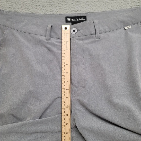 Travis Mathew Shorts Mens 38 Gray Golf Outdoors Lightweight Quick Dry Chino - Picture 10 of 11
